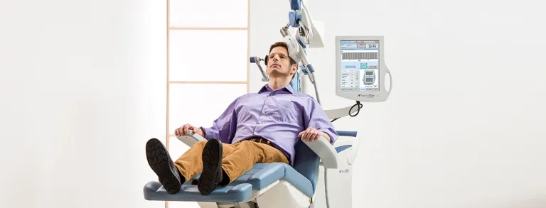 TMS Therapy vs. Traditional Antidepressants: Which is Right for You? 