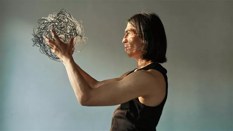 Early Warning Signs of Bipolar Disorder Symptoms